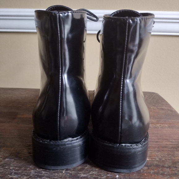 Victoria's Secret Calf Hair Faux Patent Combat Moto Boots Size 7 - Picture 3 of 9